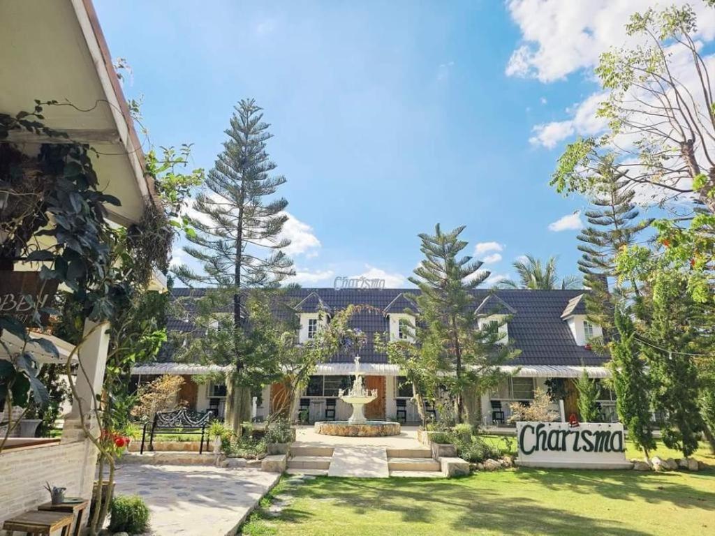 Charisma Resort Suan Phueng Exteriör bild