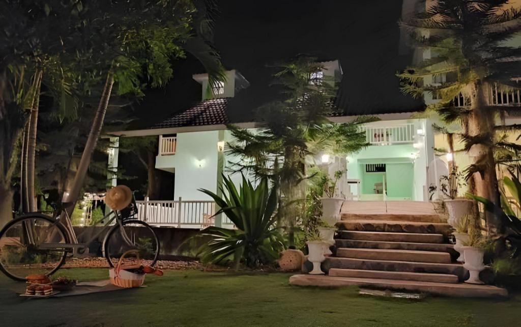 Charisma Resort Suan Phueng Exteriör bild